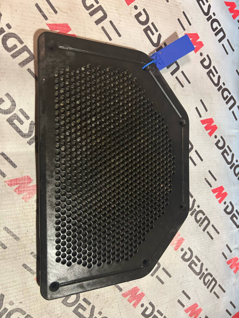 Крышка динамика задняя Bmw