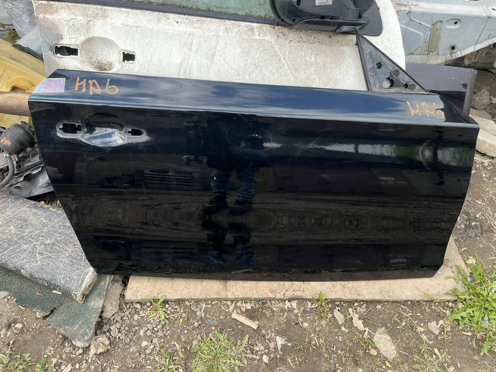 Дверь передняя правая bmw E81 E82 41007207446