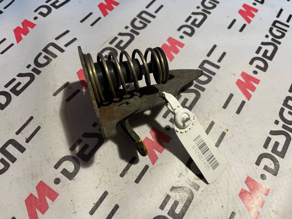 Захватный крюк капота BMW 3 series 51237073916