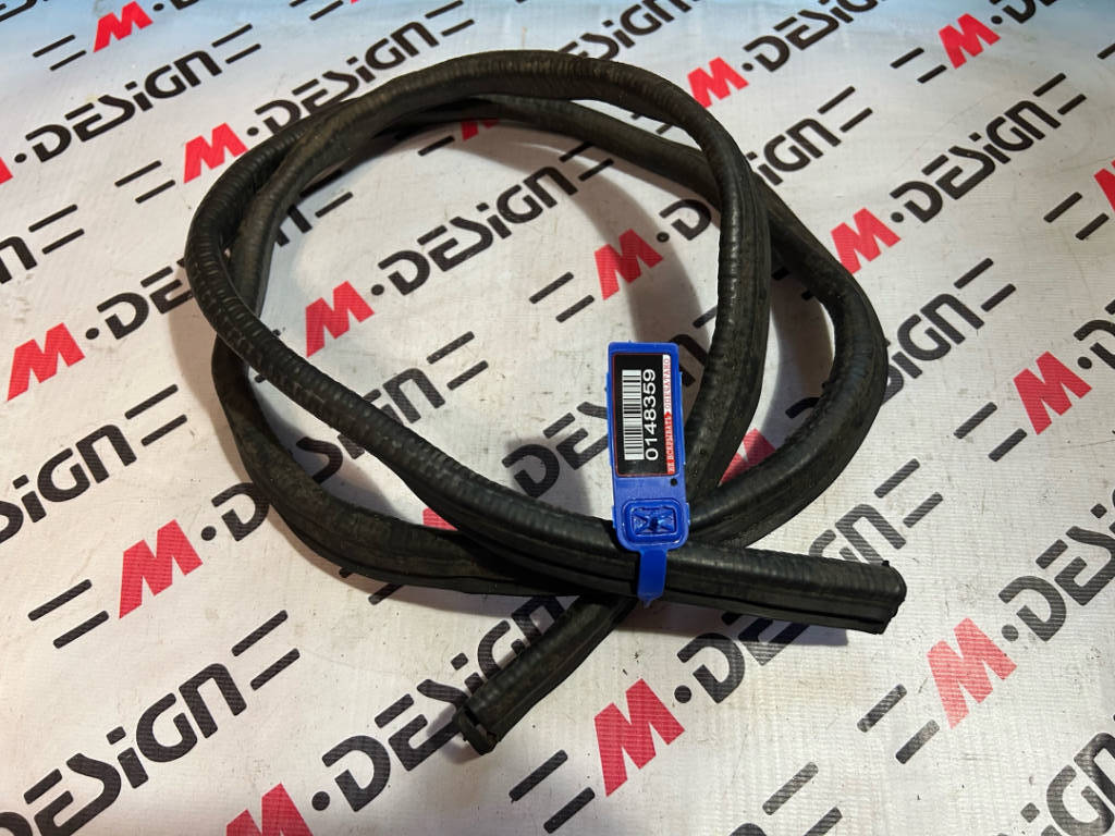 Уплотнитель капота BMW 64316935369