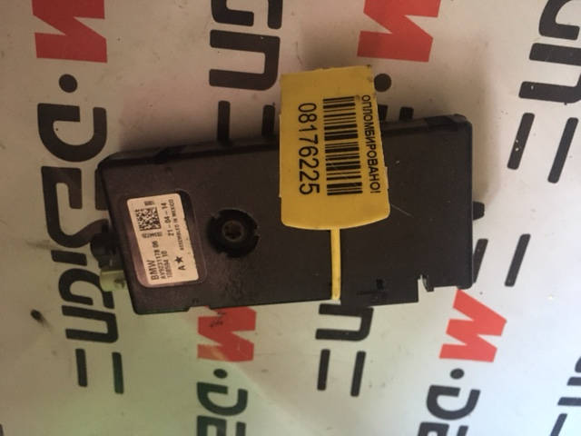 Антенный усилитель AM/FM BMW 65209231178