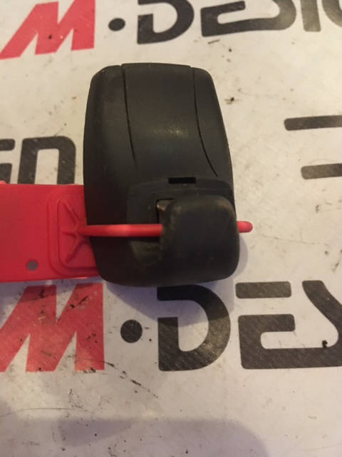 Контропора (крепление) солнцезащитного козырька BMW F30 51167227032