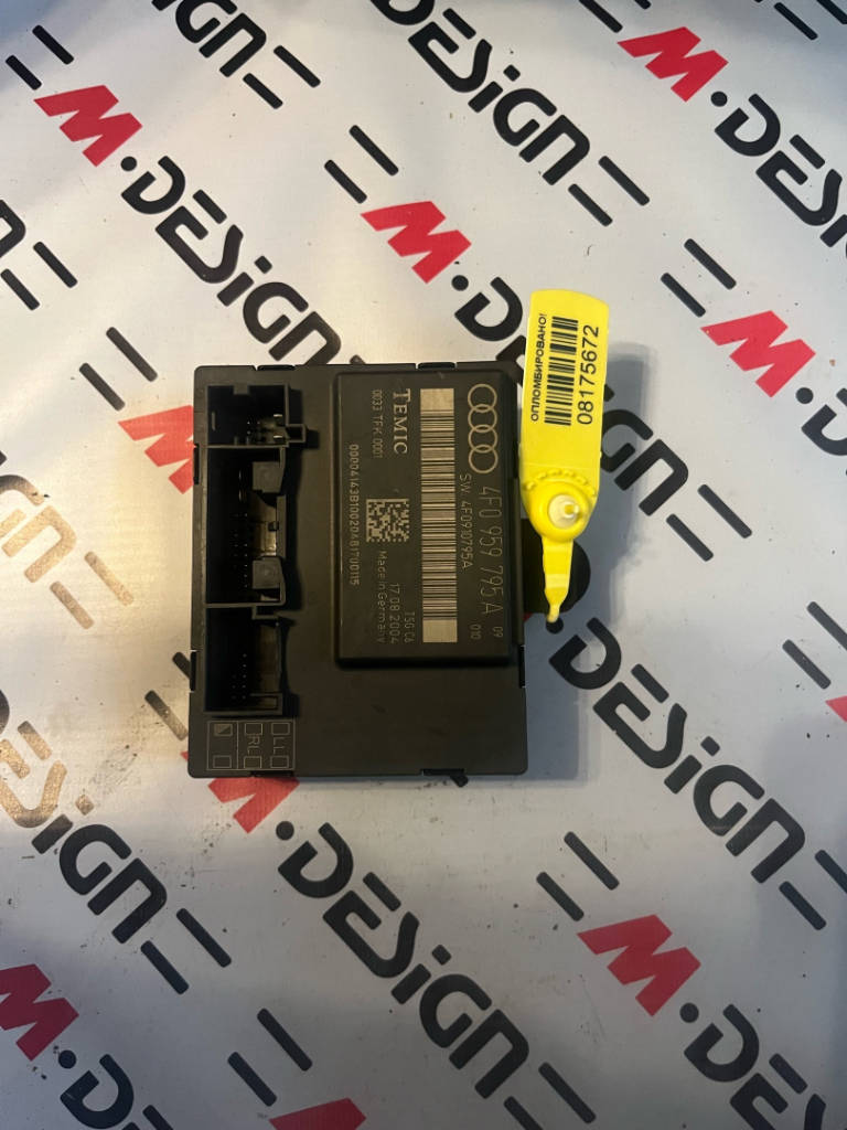 Блок управления двери Audi 4F0959795A