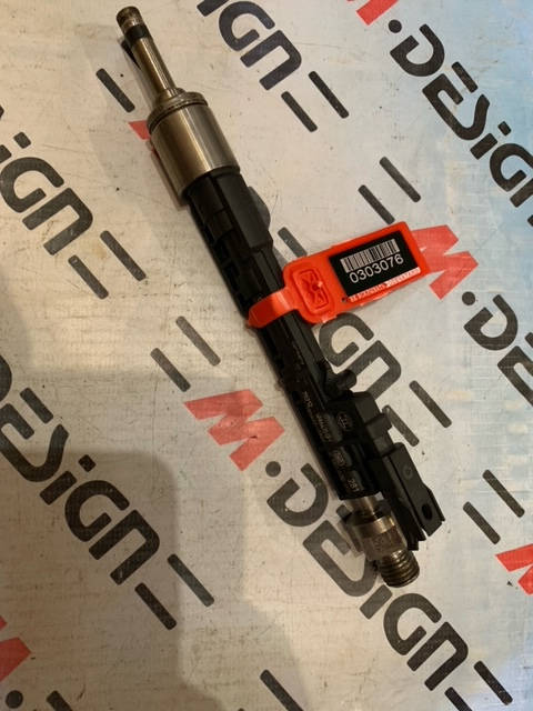 Форсунка топливная BMW F20 F30 N55 13647639994