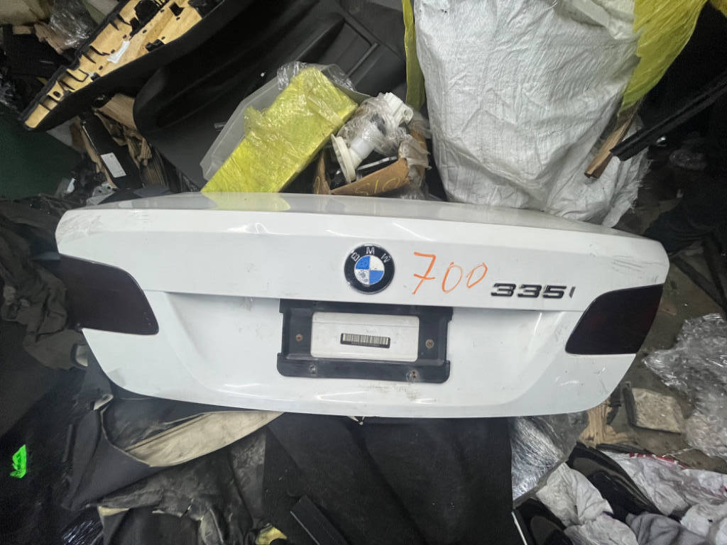 Крышка багажника BMW E92