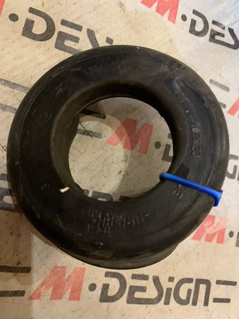 Изолирующая прокладка пружины Верхняя BMW E82 E88 33536764419