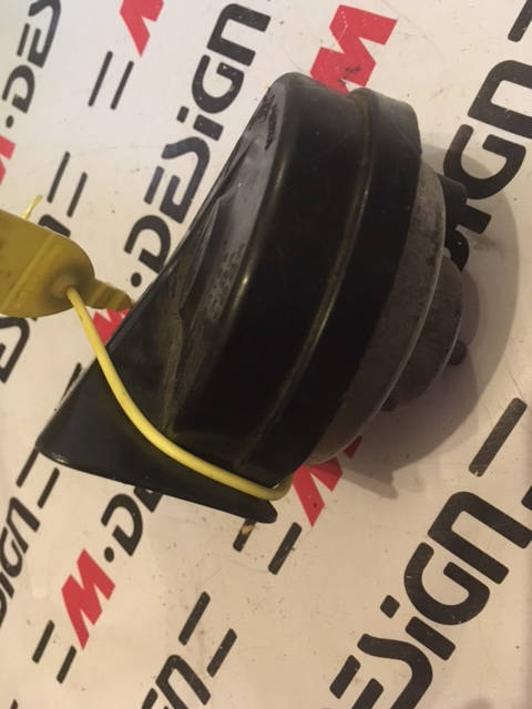 Звуковой сигнал клаксон BMW 61337159420