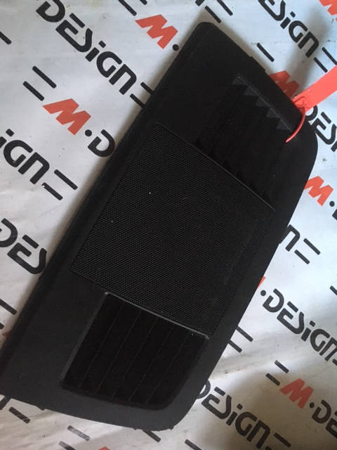 Накладка центрального динамика воздухозаб. BMW E90 E92 51457123749