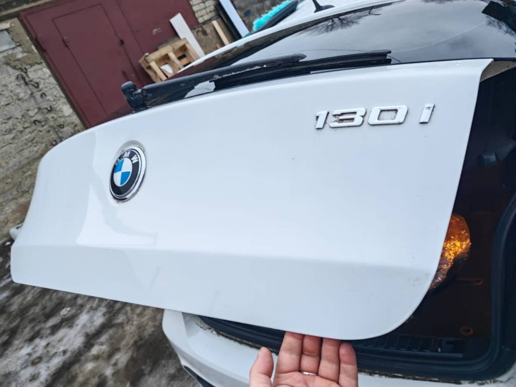 Крышка багажника bmw E87 E81