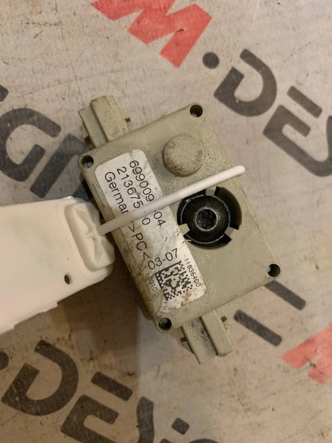 Усилитель антенны (заграждающий контур) BMW 65246990090