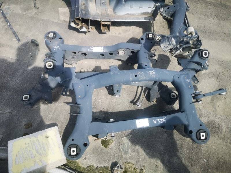 Подрамник  BMW 1-Series E82 N54B30