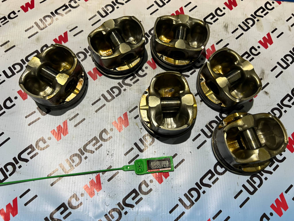 комплект поршней BMW N54