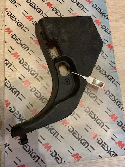 Боковая обшивка стойки Левая Передняя низ. BMW F25 F26 51437222187