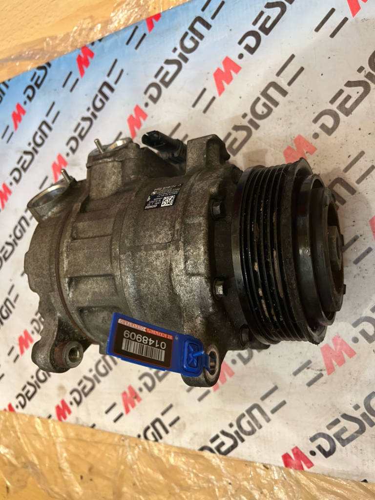 Компрессор кондиционера BMW 64529396722