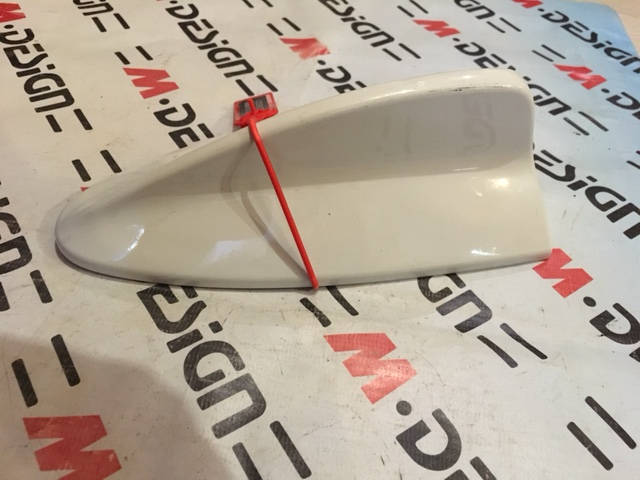 Пустой корпус антенны на крыше BMW E90 БЕЛЫЙ 65206955555