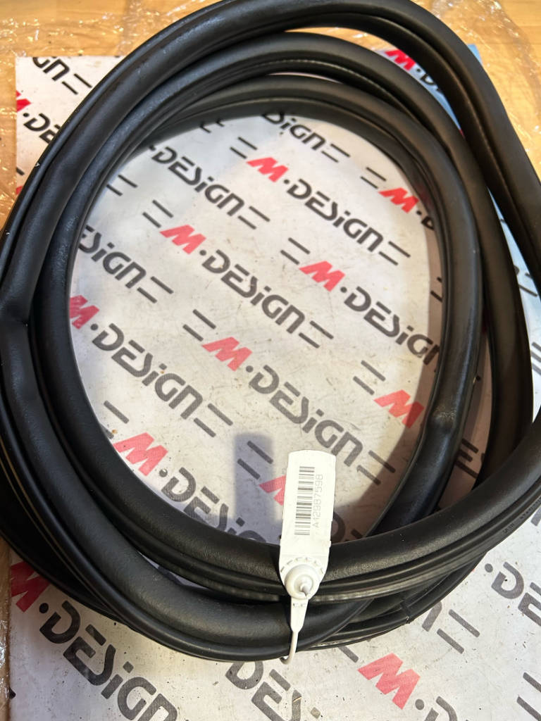 Защитная окантовка дверного проема Зд bmw 51727396555