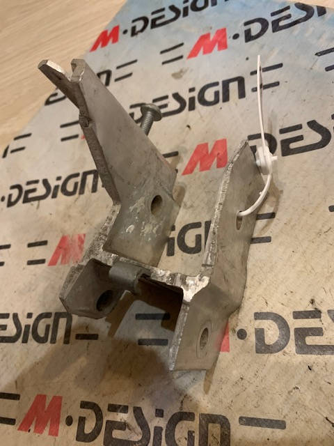 Крепление переднего подрамника Правое BMW F20 F30 51647245796