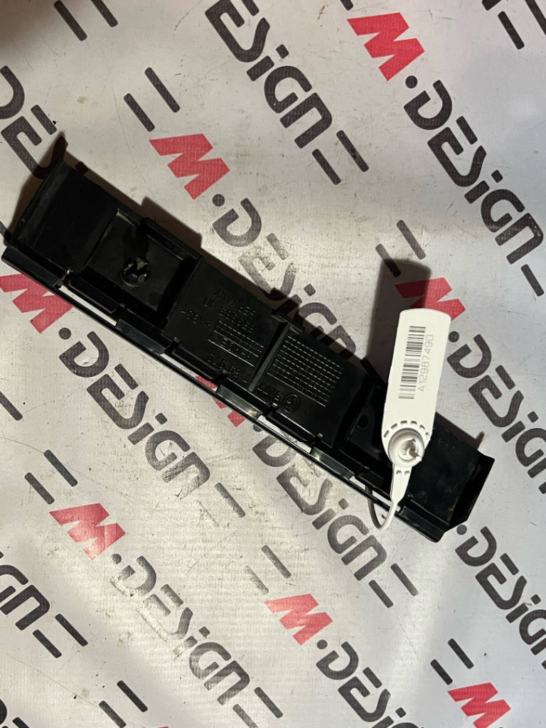 Li Планка крепления bmw 51777169979