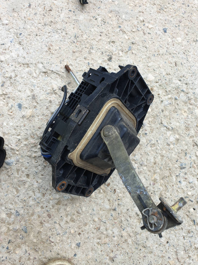 Селектор КПП, кулиса КПП Toyota Altezza 2001 SXE10 3SGE is200 is300