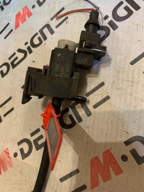 Электромагнитный клапан BMW E90 18307560946