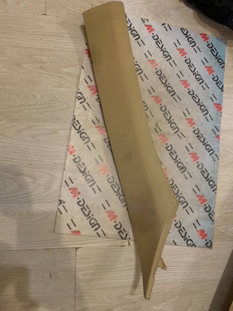 Накладка передней стойки Правая BMW F25 51439207966