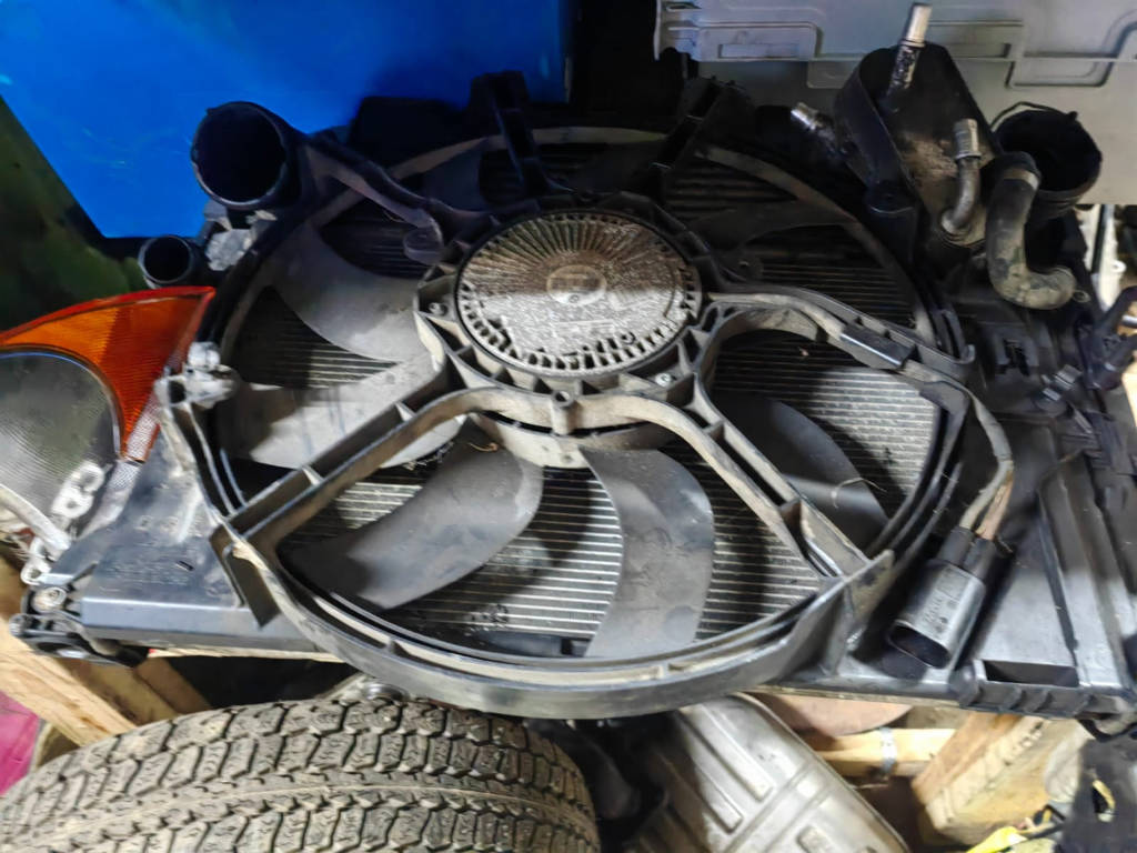 Вентилятор с проводкой bmw E82