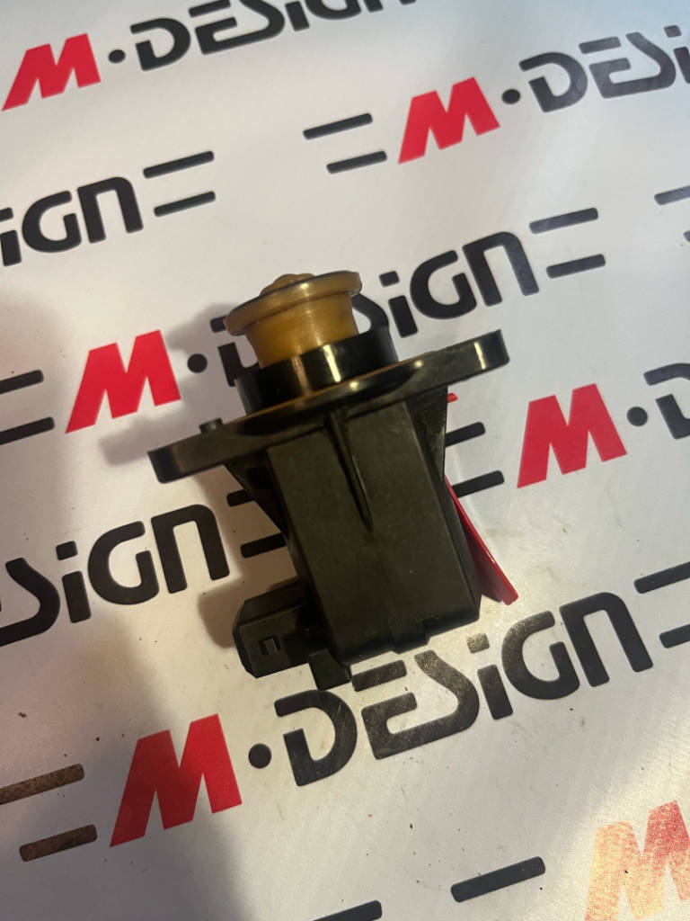 Электромагнитный клапан bmw 11657601058