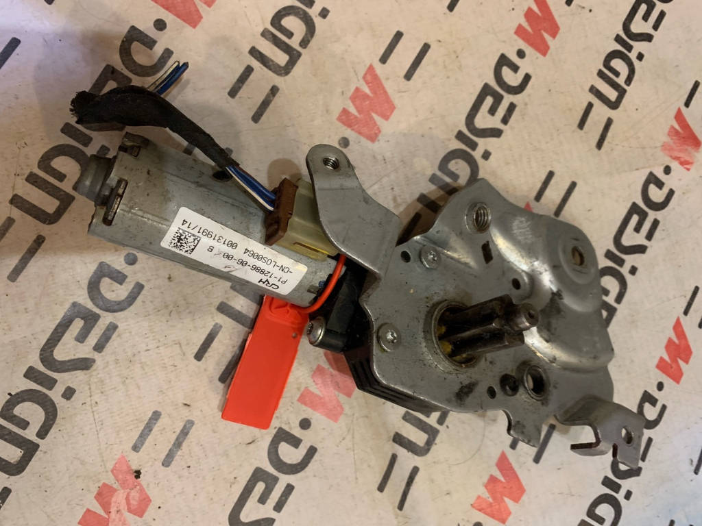 Двигатель регулировки спинки сиденья Правого BMW F30 52107325532