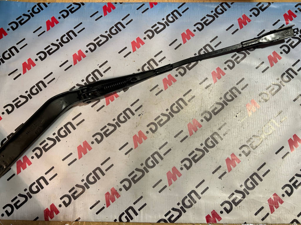 Рычаг стеклоочистителя сторона водителя bmw 61617169971