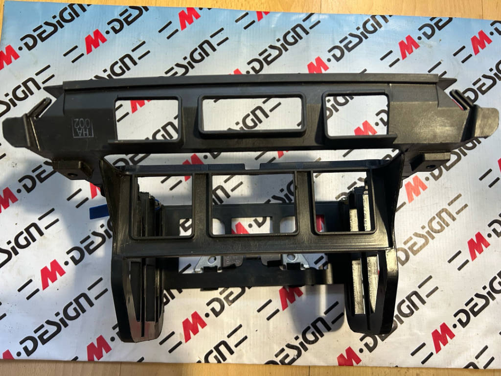 Функциональный кронштейн панели приборов bmw E90 51459120317