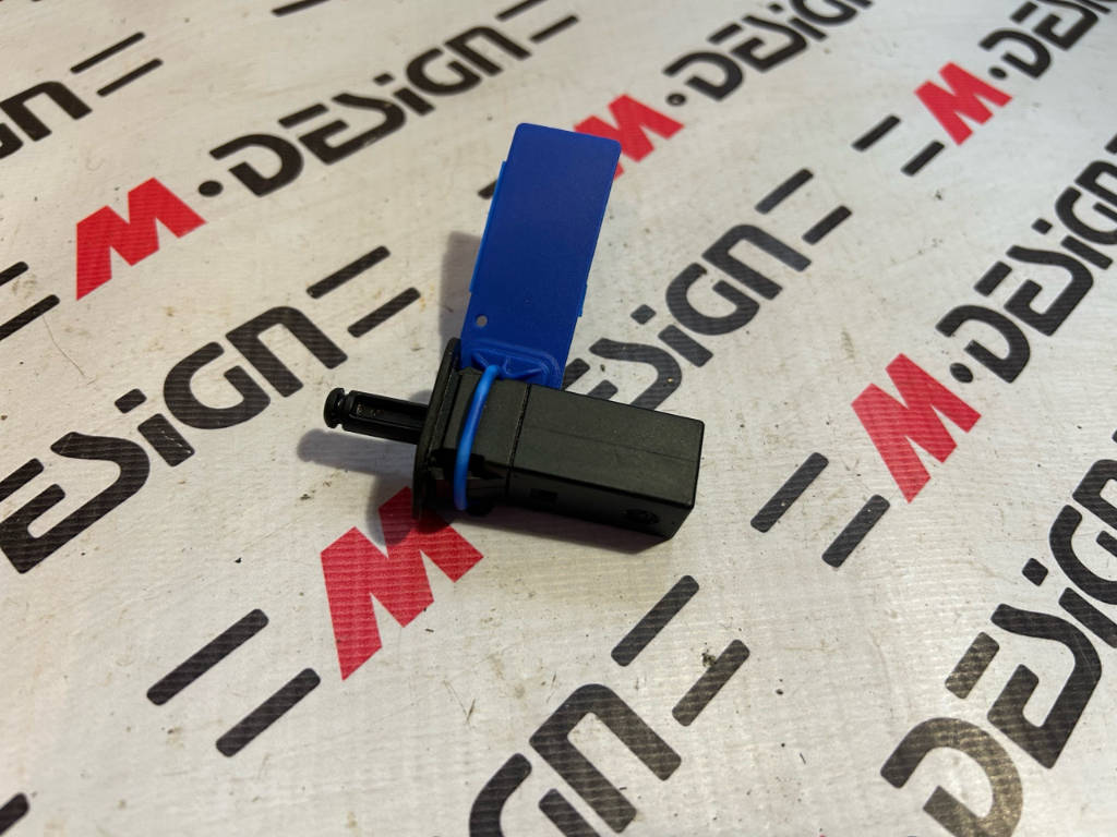 Упорный буфер с выталкивателем bmw 51178228939