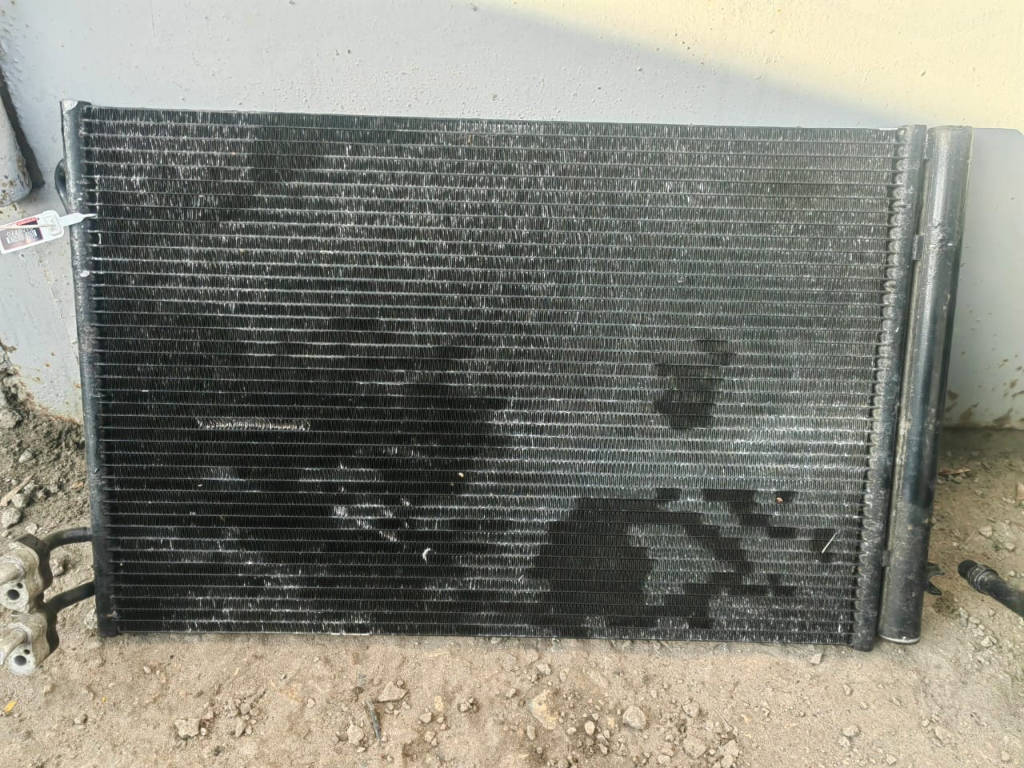 Радиатор кондиционера BMW E87 64536930040