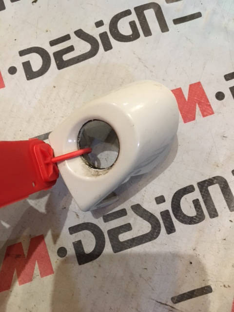 Крышка цилиндра замка Левая BMW F30 51217162439 белая