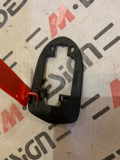 Прокладка цилиндра замка Левая BMW F30 51217060667