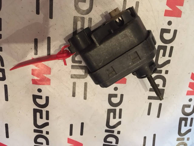 Моторчик привода корректора фар Kia Hyundai 921302P000