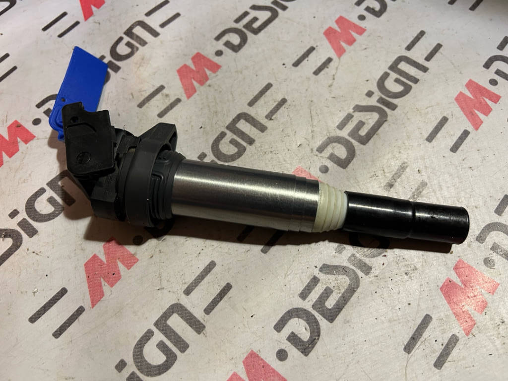 Катушка зажигания bmw 12138616153