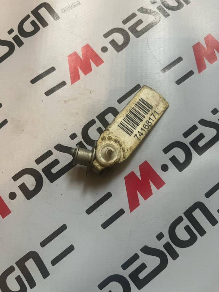 Втулка BMW 13717593171