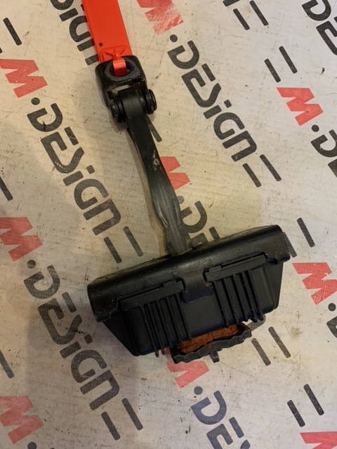Ограничитель двери Передней BMW E81 E82 E88 41517164623