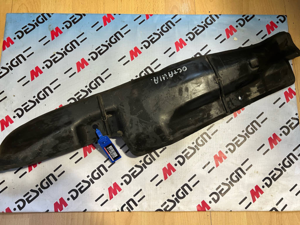 Пыльник крыла передний левый skoda octavia 1Z0821111