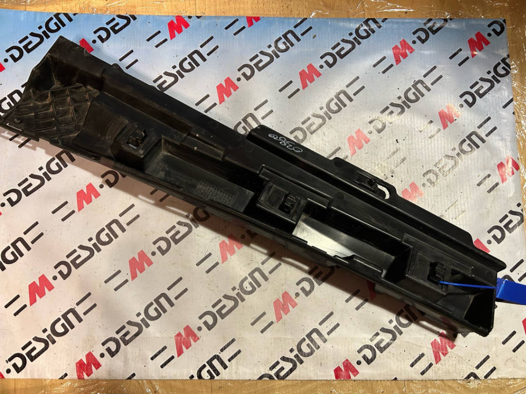 Планка крепления П bmw 51777256920