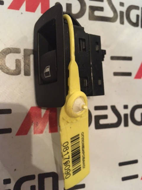 Кнопка стеклоподъемника задняя Bmw 3 Series 61319208106