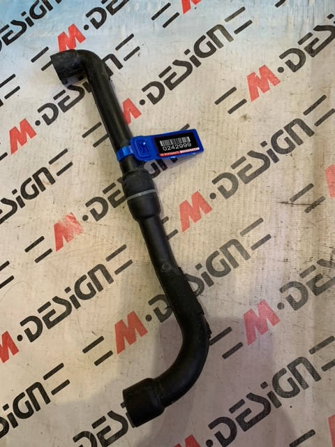 Вентиляционный шланг BMW E90 64116941172