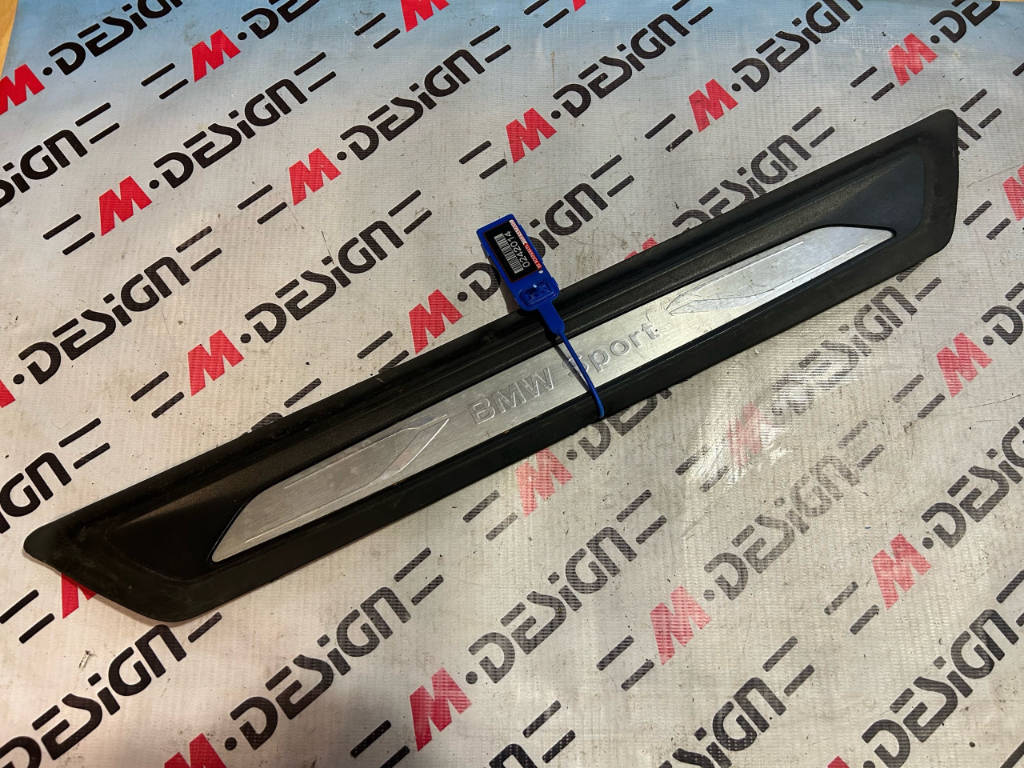 Накладка на порог передняя Bmw F30 51477289216