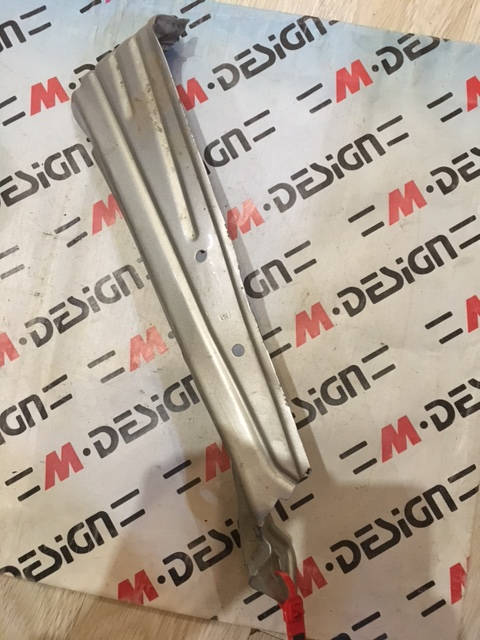 Кронштейн крыла передний левый Нижний Bmw F25 F26 41357267325