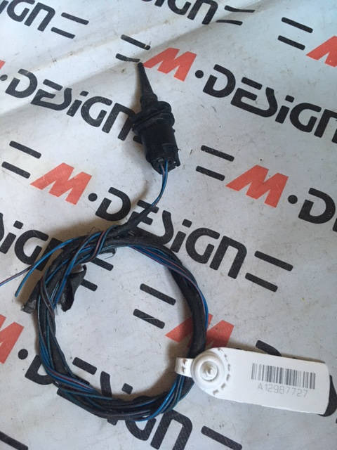 Датчик температуры наружного воздуха, с проводкой и фишкой BMW F20 F30 65816936953