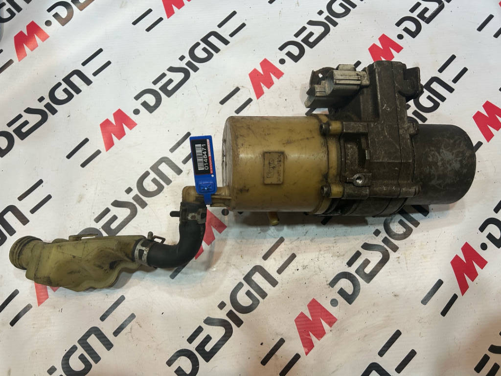 Насос гур Mazda 3 C23832600