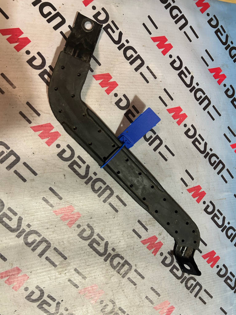 Защита при переворачивании BMW E90