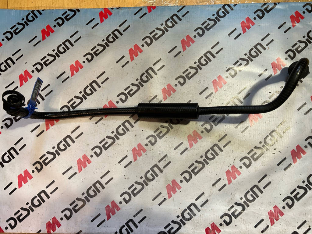 Трубопровод вентиляции топливного бака bmw 13907636129