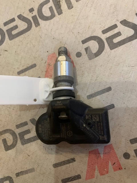 Датчик давления в колесе 433 МГц BMW F30 36106874830