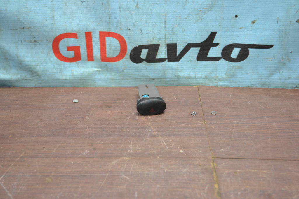 Кнопка включения аварийки Daewoo Matiz